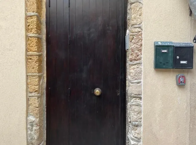 Capocathedral Apartment باليرمو